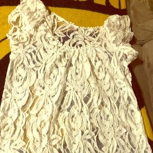 Rose lace ruffle sleeved over shirt